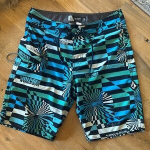 Boys Volcom board shorts 28
